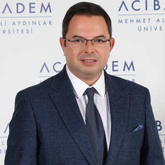 Portrait of Prof. Özge Can